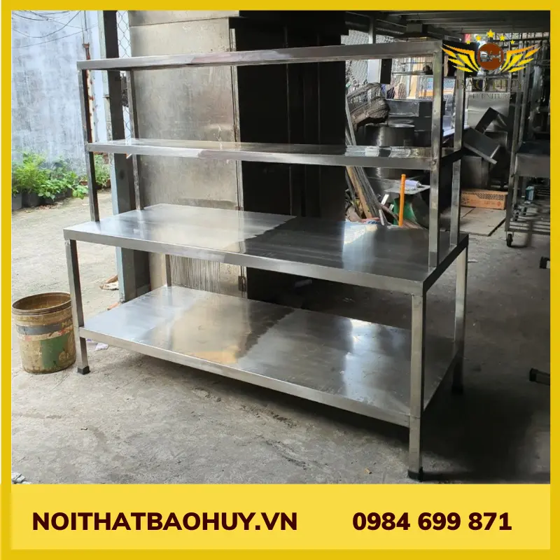 Bàn inox thao tác 2 tầng có 2 kệ trên bàn BCN24