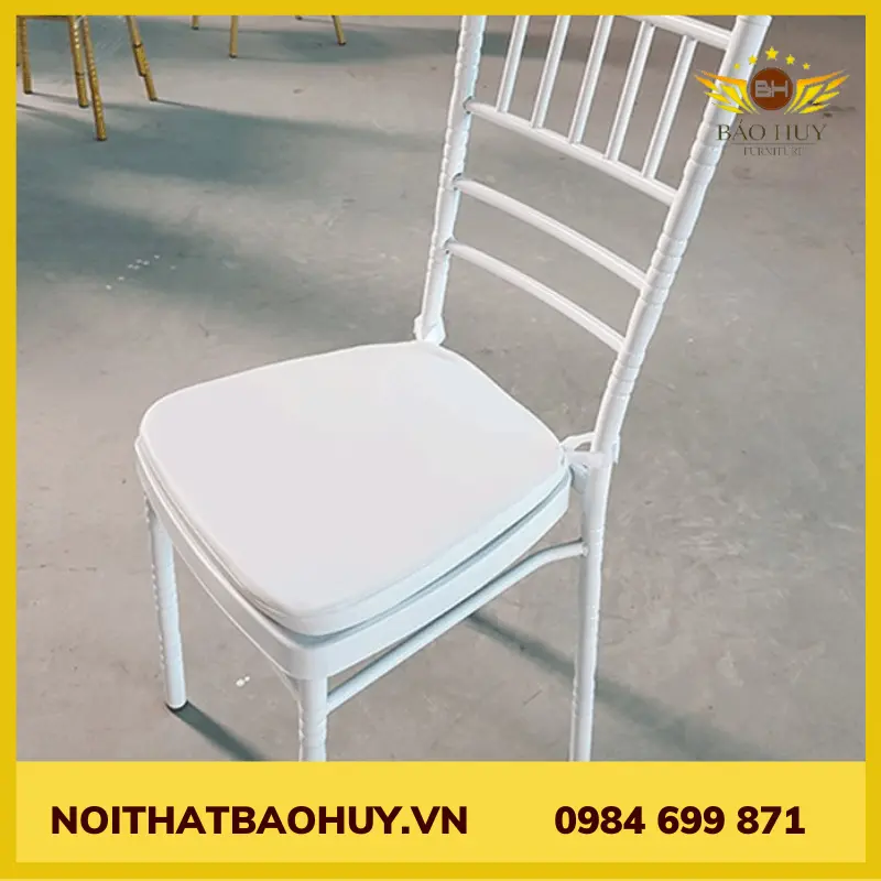 Ghế tiffany- Ghế chiavari nhà hàng tiệc cưới GDN03